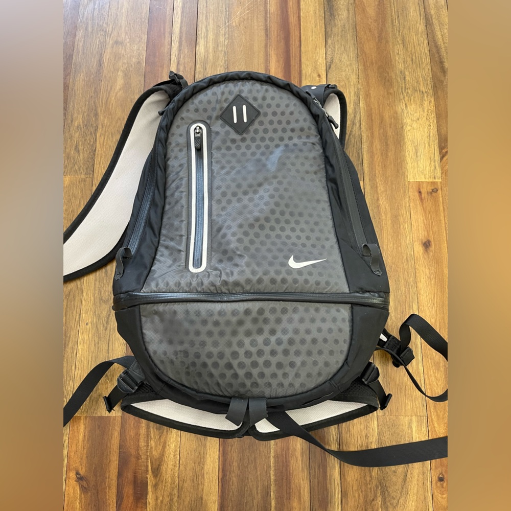 Nike running backpack with rain cover shoe compartment gray gym bag travel bag - Picture 2 of 13